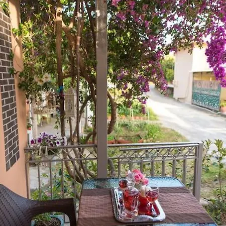 Bougainvillea House 1 Kalamata Exterior photo