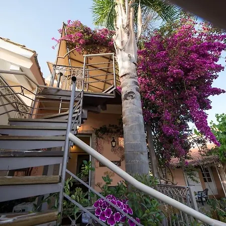 Bougainvillea House 1 Kalamata Exterior photo
