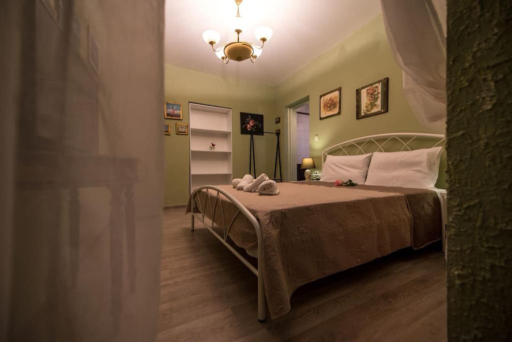 Apartment Bougainvillea House 1